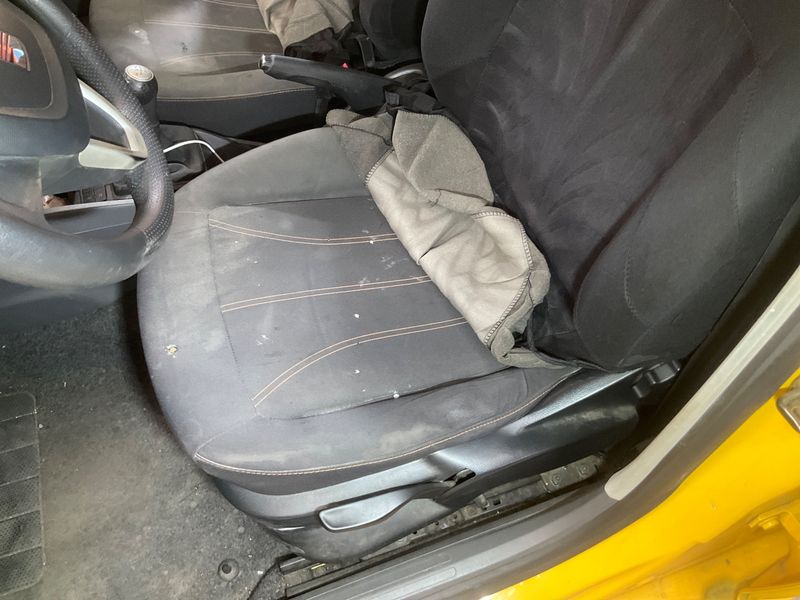 Seat Ibiza 1.2 Reference 2010 – снимка 29