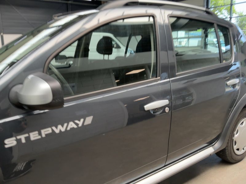 Dacia Sandero 1.6 Stepway 2011 – снимка 4