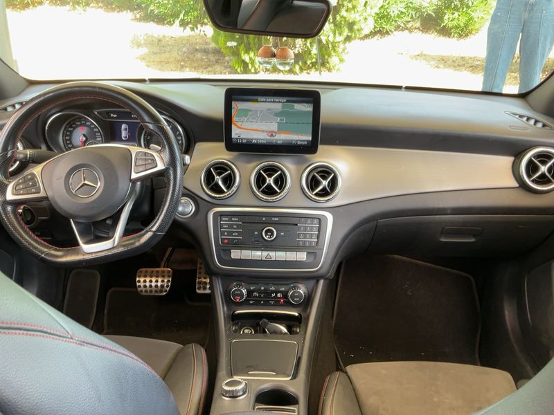 Mercedes-Benz CLA-Klasse CLA 200 AMG Line 2019 – снимка 17