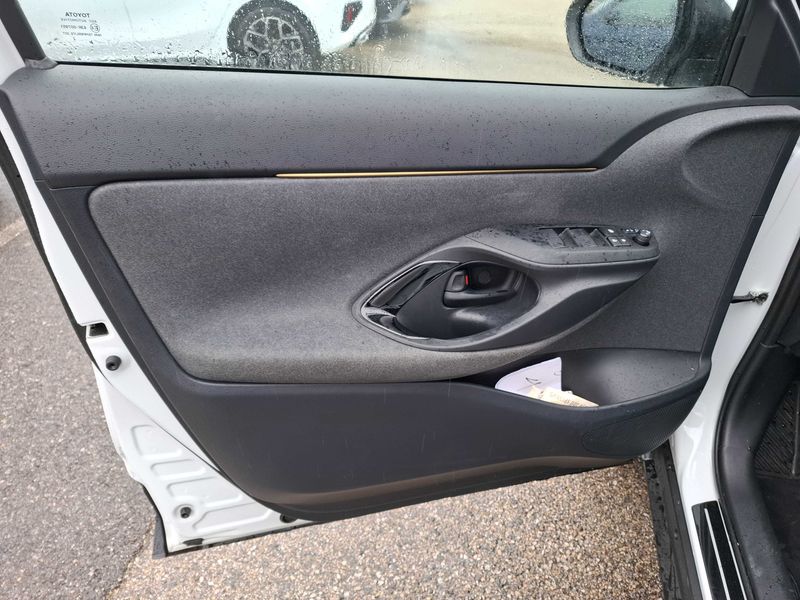 Toyota Yaris Cross 1.5 Hybrid Trail 2022 – снимка 21