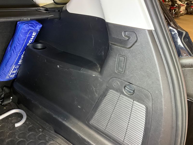 Ford S-Max 2.0 TDCi EcoBlue Titanium 2019 – снимка 28