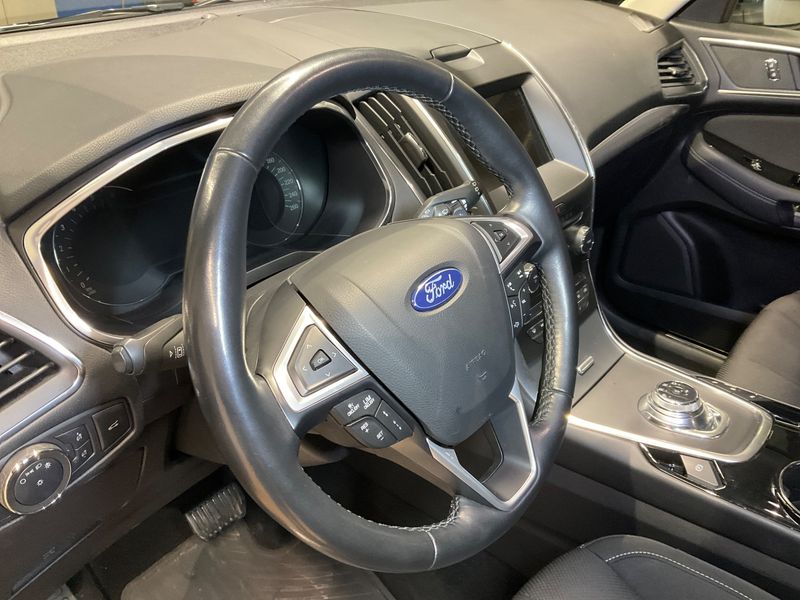 Ford S-Max 2.0 TDCi EcoBlue Titanium 2019 – снимка 35