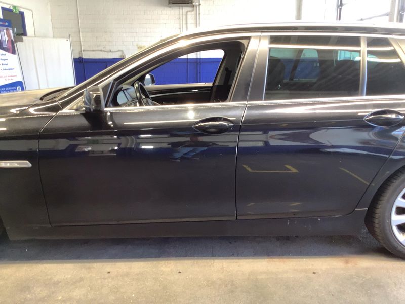 BMW 5er 525d 2011 – снимка 4
