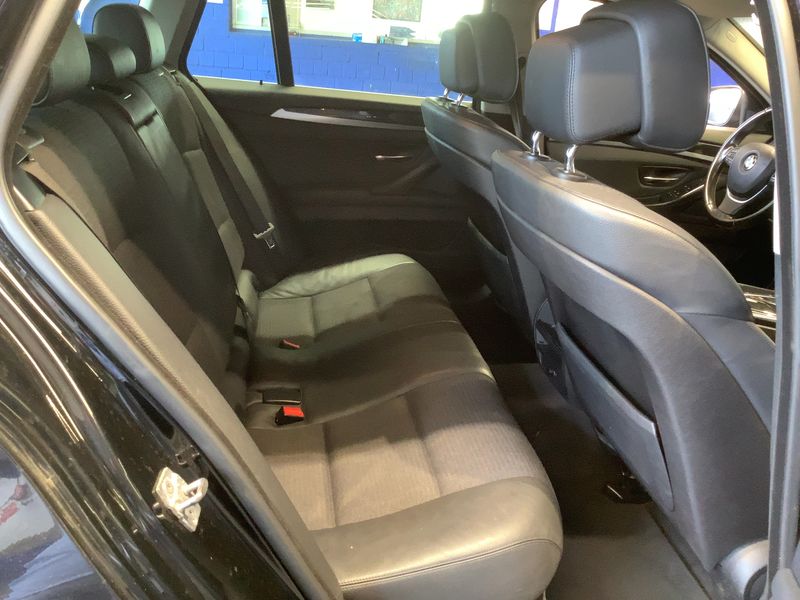 BMW 5er 525d 2011 – снимка 19