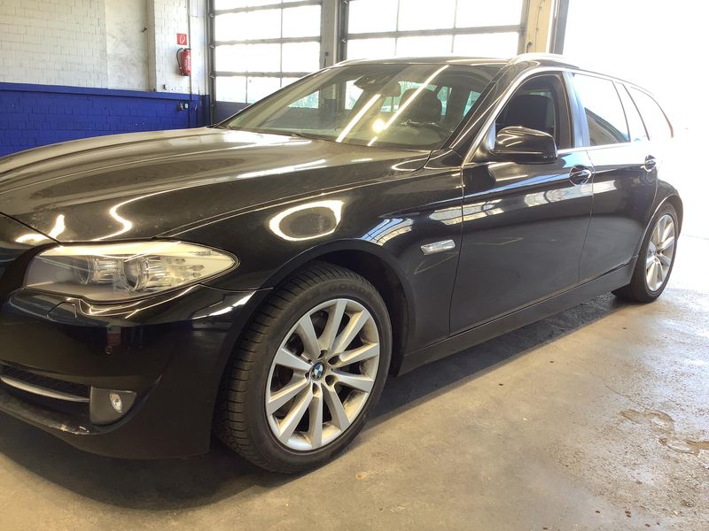 BMW 5er 525d 2011 – снимка 2