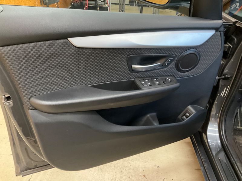 BMW 2er 220d Gran Tourer xDrive Advantage 2019 – снимка 25