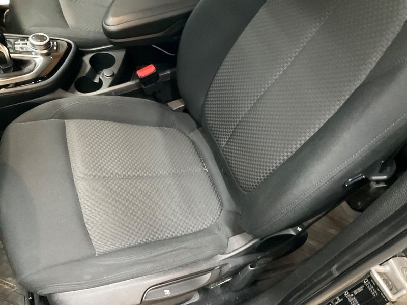 BMW 2er 220d Gran Tourer xDrive Advantage 2019 – снимка 26