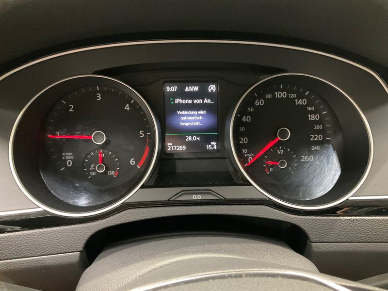 Volkswagen Passat 1.6 TDI Comfortline BlueMotion Tech 2015 – снимка 19