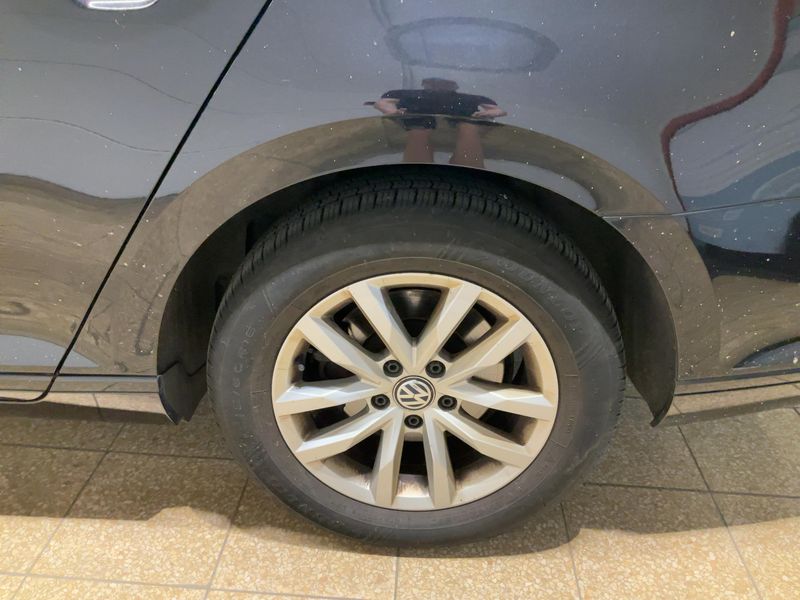 Volkswagen Passat 1.6 TDI Comfortline BlueMotion Tech 2015 – снимка на щета 5