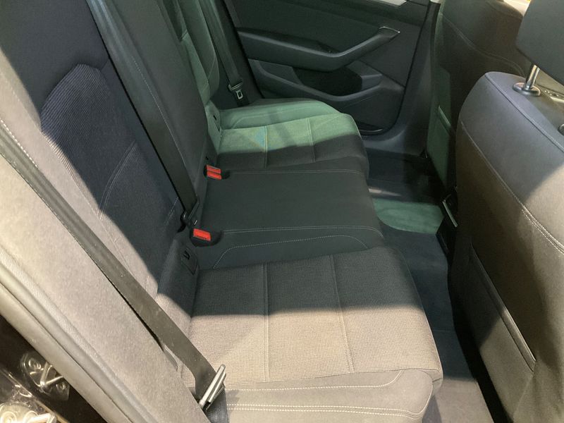 Volkswagen Passat 1.6 TDI Comfortline BlueMotion Tech 2015 – снимка на щета 37