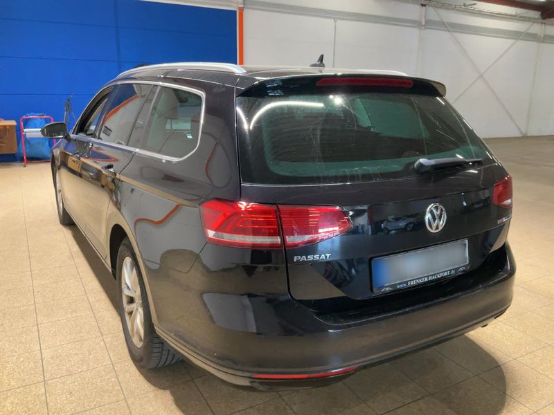 Volkswagen Passat 1.6 TDI Comfortline BlueMotion Tech 2015 – снимка на щета 6