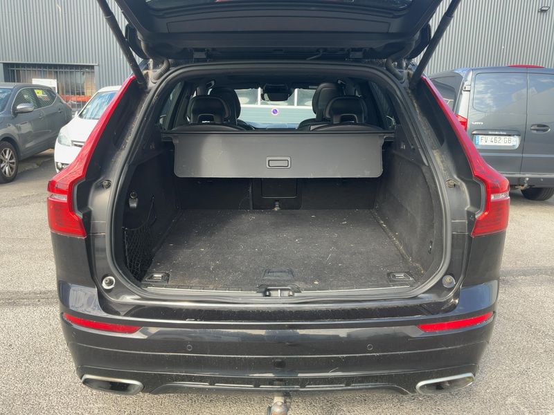 Volvo XC60 2.0 T8 Plug-in Hybrid Inscription Luxe AWD 2018 – снимка 15