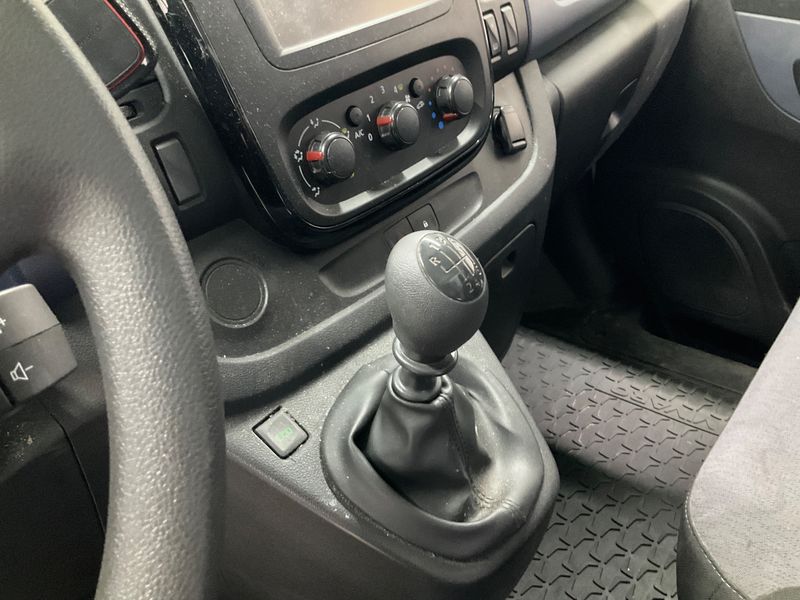 Opel Vivaro 1.6 CDTI Kasten L1H1 2,9t 2018 – снимка 37
