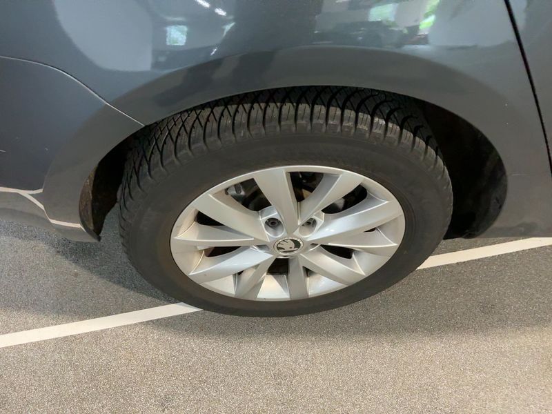 Skoda Octavia 2.0 TDI Style 2017 – снимка 9
