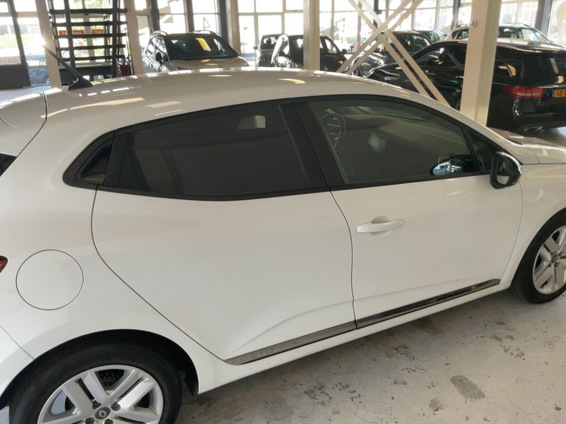 Renault Clio 1.0 TCe Intens 2022 – снимка 10
