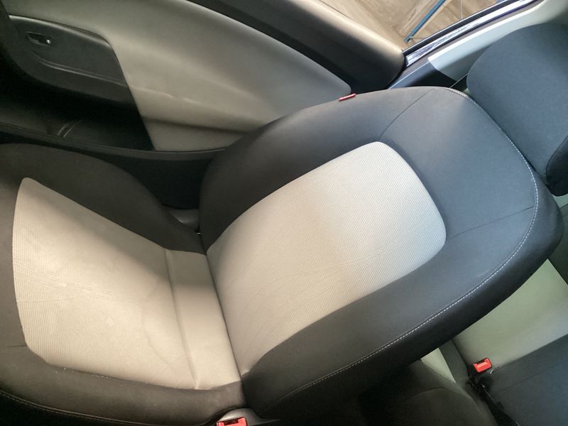 Seat Ibiza 1.6 TDI Stylance / Style 2014 – снимка 29