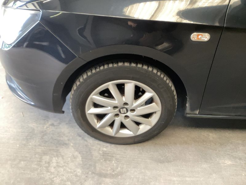 Seat Ibiza 1.6 TDI Stylance / Style 2014 – снимка 3