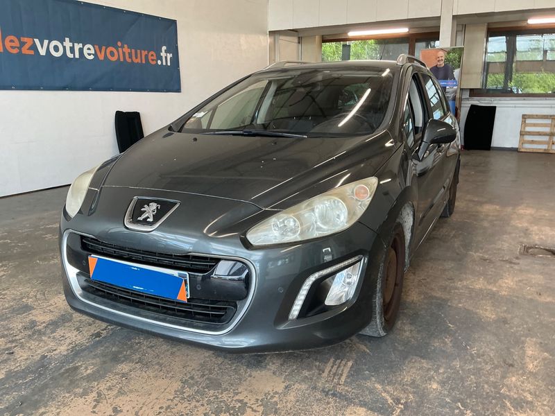 Peugeot 308 1.6 e-HDi Business Pack 2013 – снимка 1
