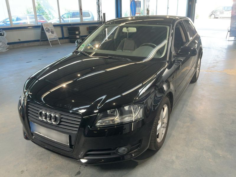 Audi A3 1.2 TFSI Attraction 2011 – снимка 1