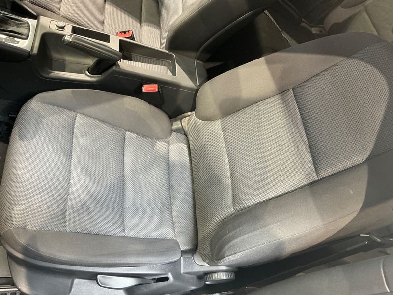 Audi A3 1.2 TFSI Attraction 2011 – снимка 22