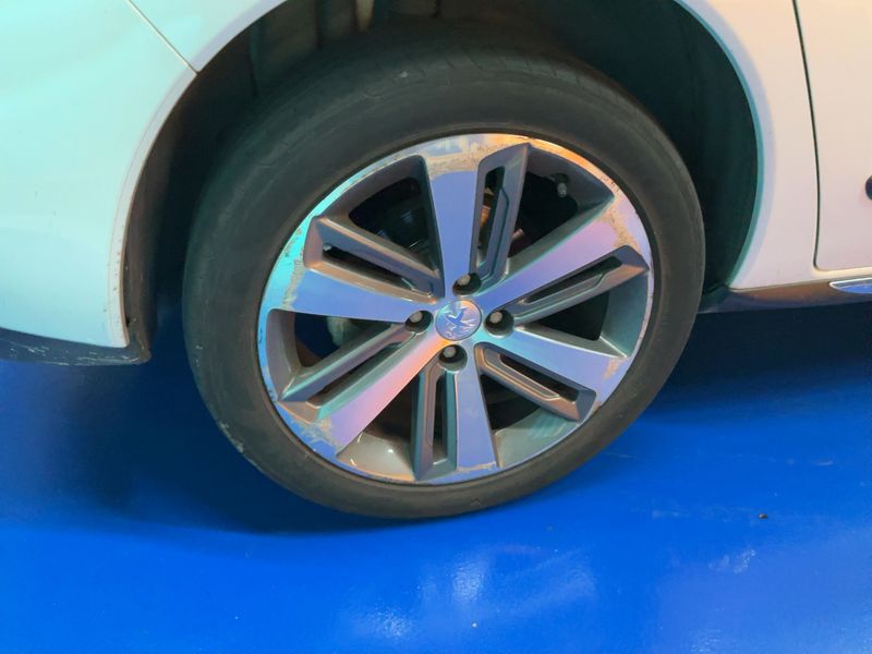 Peugeot 3008 1.6 Blue-HDi Allure 2014 – снимка 9