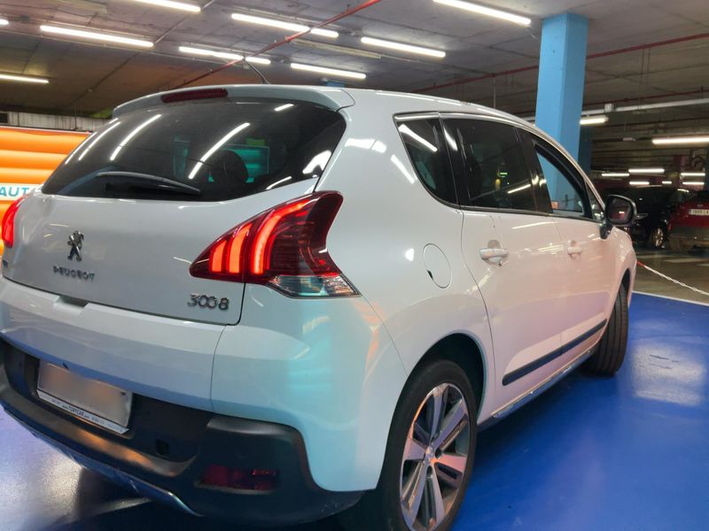 Peugeot 3008 1.6 Blue-HDi Allure 2014 – снимка 8