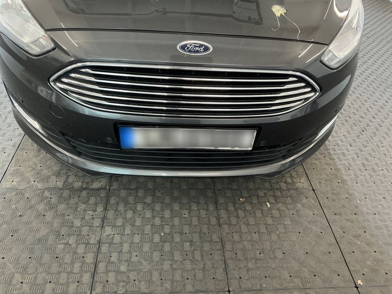 Ford C-Max 1.5 EcoBoost Titanium 2018 – снимка 35