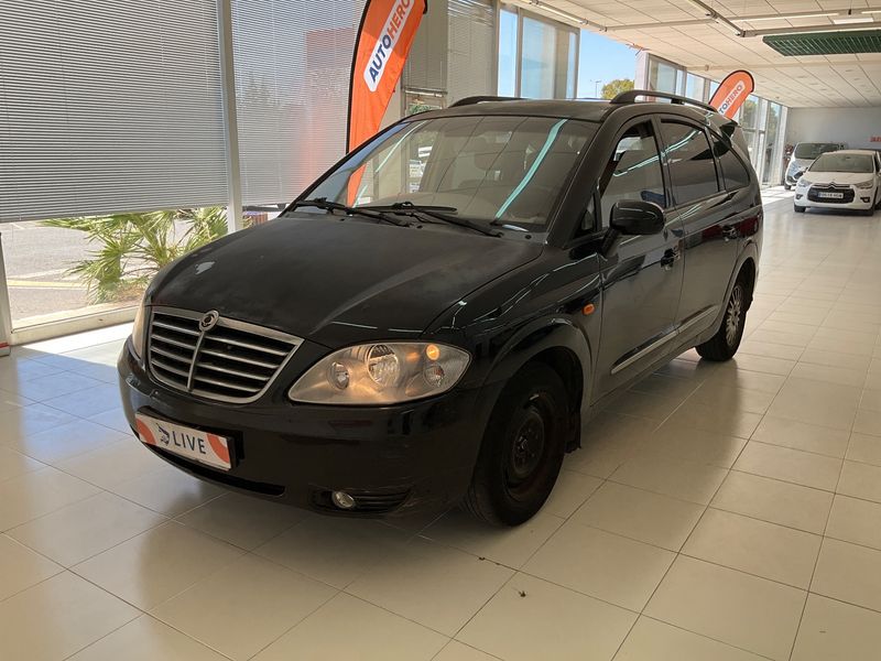 Ssangyong Rodius 270 Xdi 2009 – снимка 1