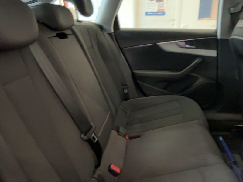 Audi A4 2.0 TDI Sport 2016 – снимка 19