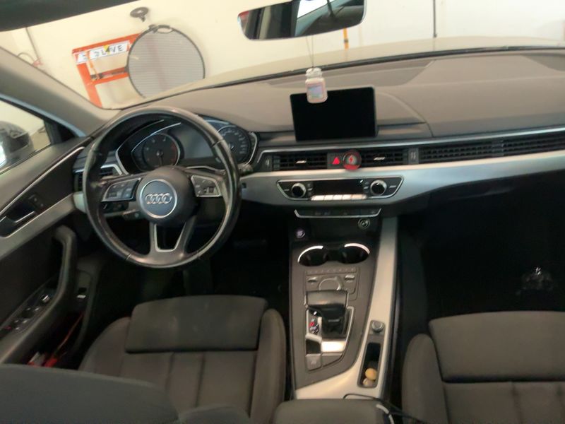 Audi A4 2.0 TDI Sport 2016 – снимка 17