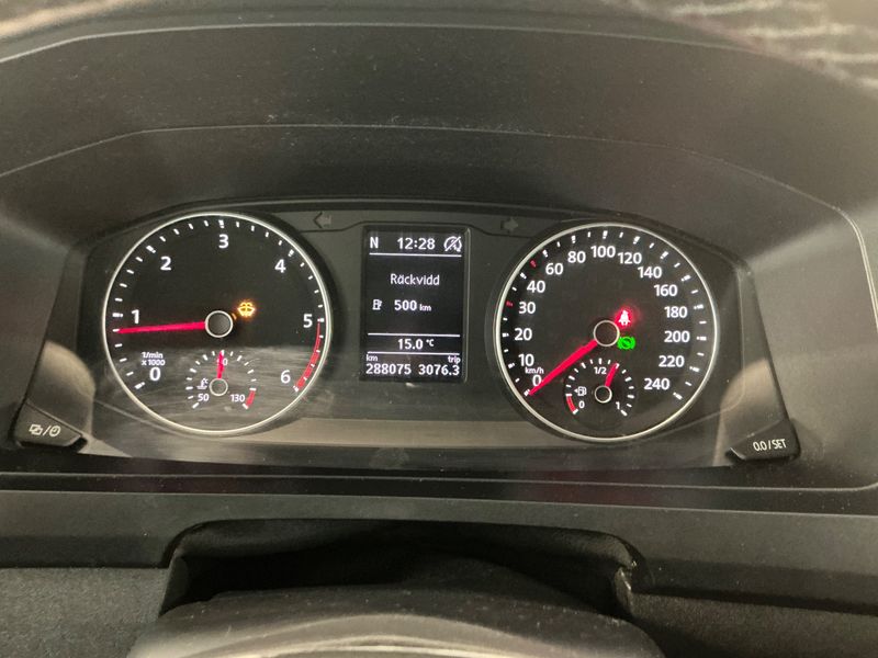 Volkswagen T6 Transporter 2.0 TDI Kasten lang 4Motion 2019 – снимка 19