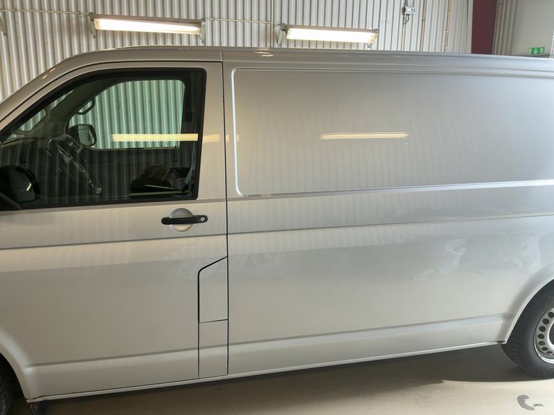 Volkswagen T6 Transporter 2.0 TDI Kasten lang 4Motion 2019 – снимка 4