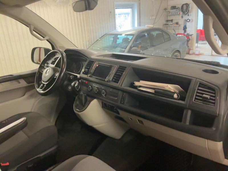 Volkswagen T6 Transporter 2.0 TDI Kasten lang 4Motion 2019 – снимка 18