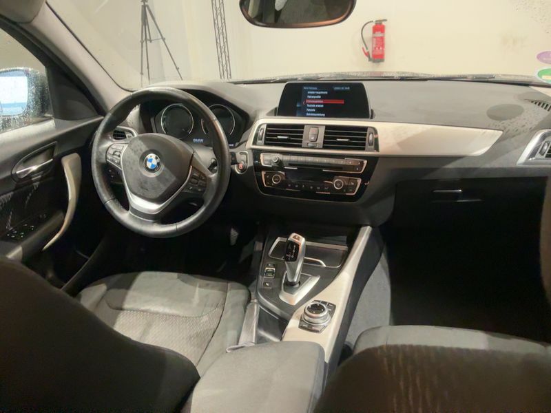 BMW 1er 120i Advantage 2017 – снимка 17