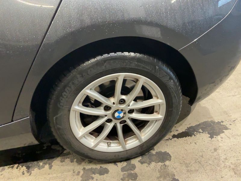 BMW 1er 120i Advantage 2017 – снимка 5