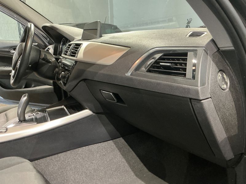 BMW 1er 120i Advantage 2017 – снимка 25