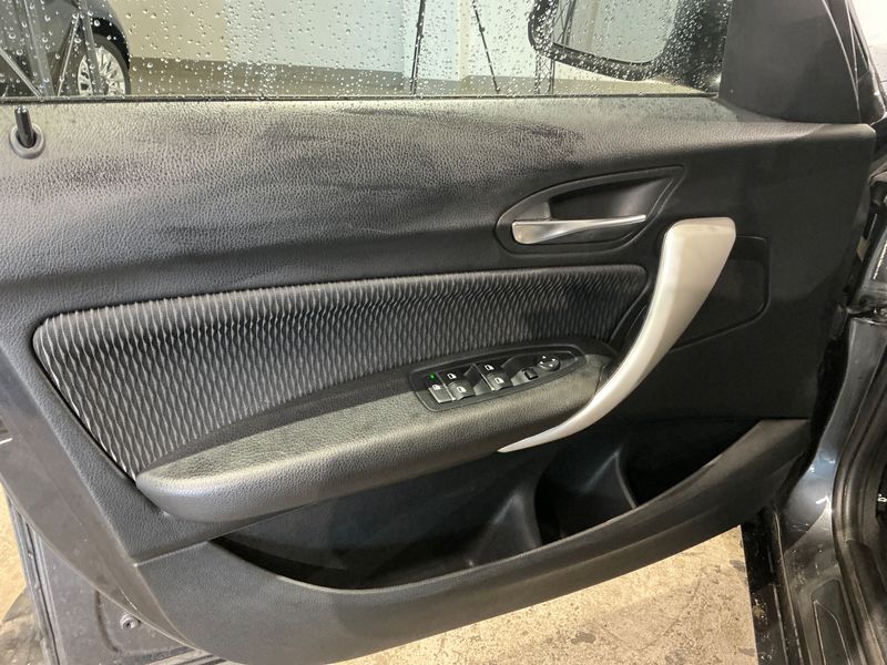 BMW 1er 120i Advantage 2017 – снимка 29