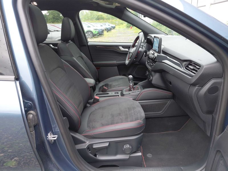 Ford Kuga 1.5 EcoBoost ST-Line X 2023 – снимка 10