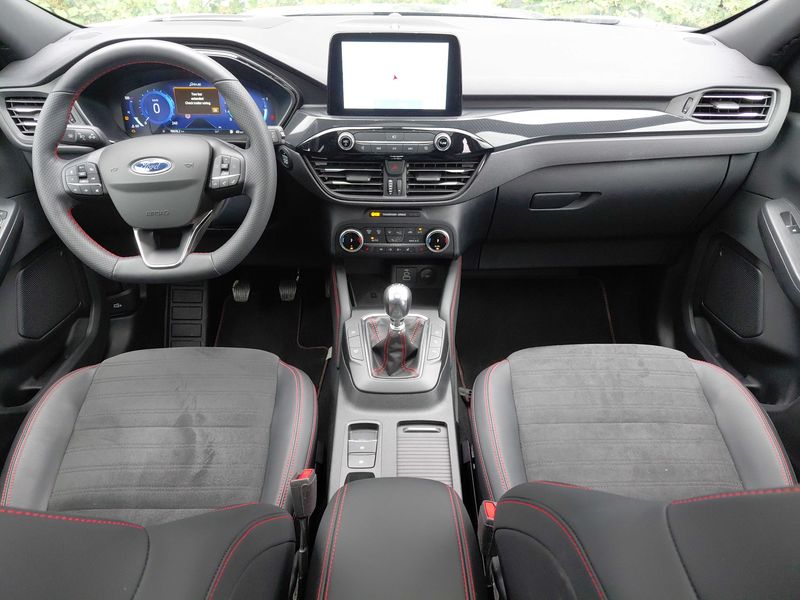 Ford Kuga 1.5 EcoBoost ST-Line X 2023 – снимка 11