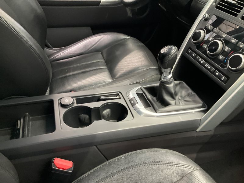 Land Rover Discovery Sport 2.0 Td4 SE AWD 2016 – снимка 25
