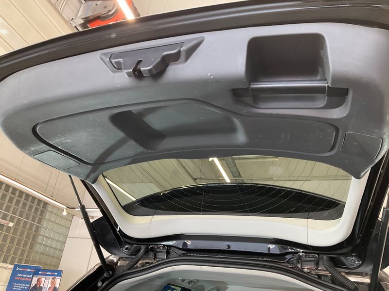 Land Rover Discovery Sport 2.0 Td4 SE AWD 2016 – снимка 24