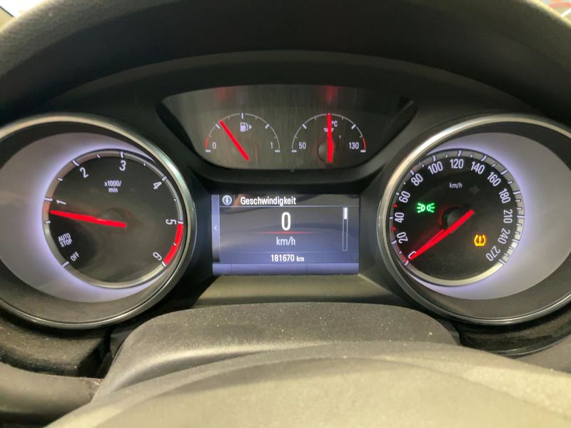 Opel Astra 1.6 CDTI Dynamic Start&Stop 2016 – снимка 19
