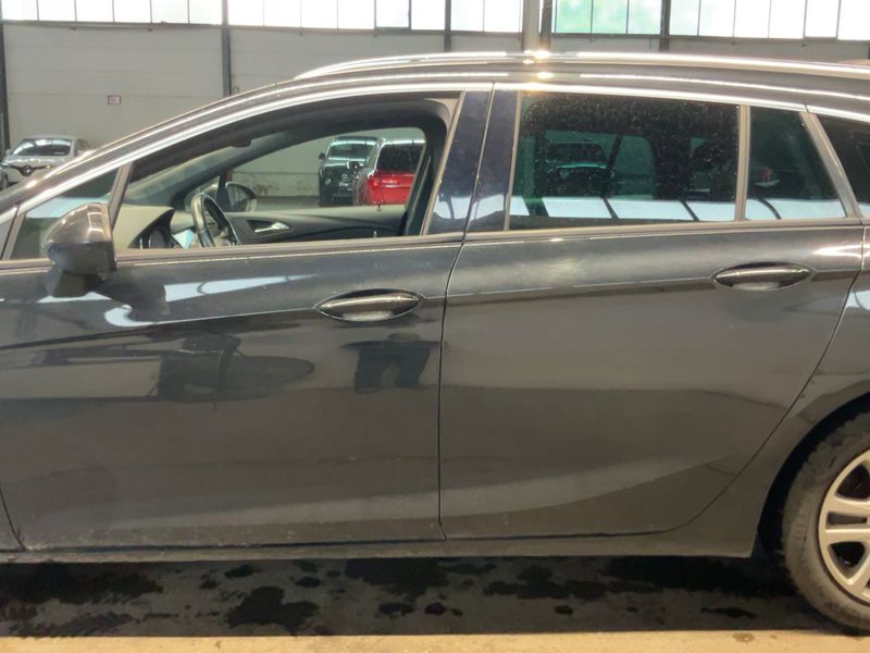 Opel Astra 1.6 CDTI Dynamic Start&Stop 2016 – снимка 4