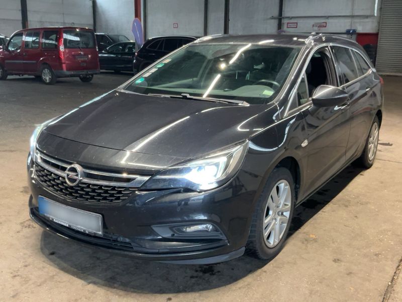 Opel Astra 1.6 CDTI Dynamic Start&Stop 2016 – снимка 1