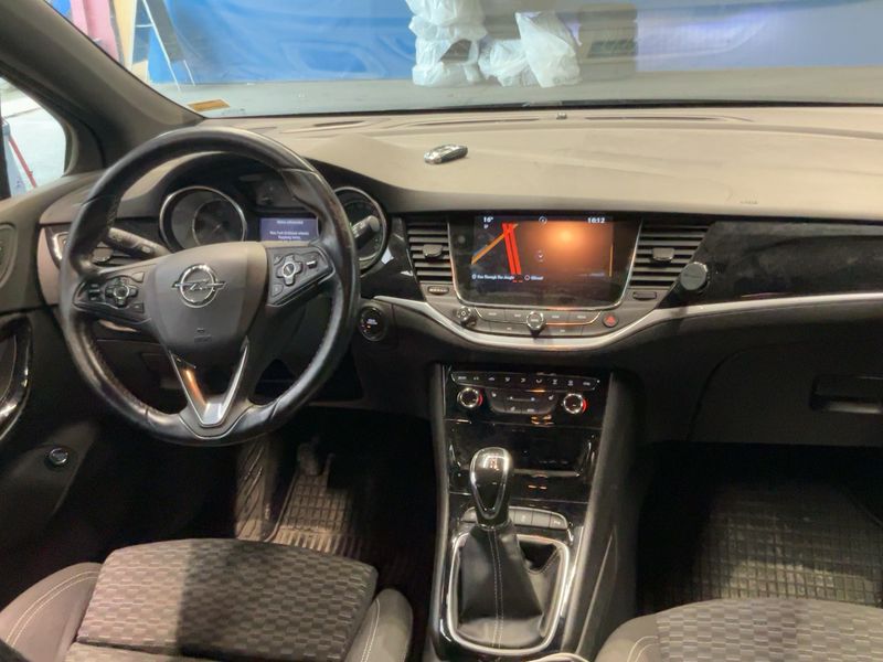 Opel Astra 1.6 CDTI Dynamic Start&Stop 2016 – снимка 18