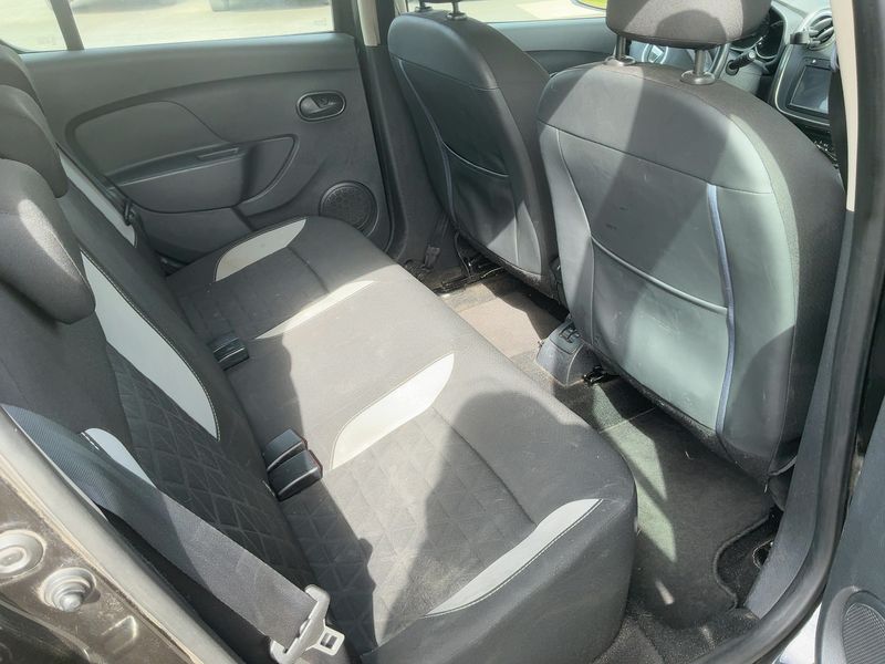 Dacia Sandero 1.5 dCi Stepway Prestige 2014 – снимка 19