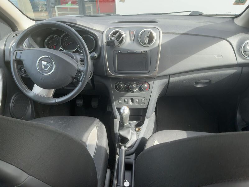 Dacia Sandero 1.5 dCi Stepway Prestige 2014 – снимка 17