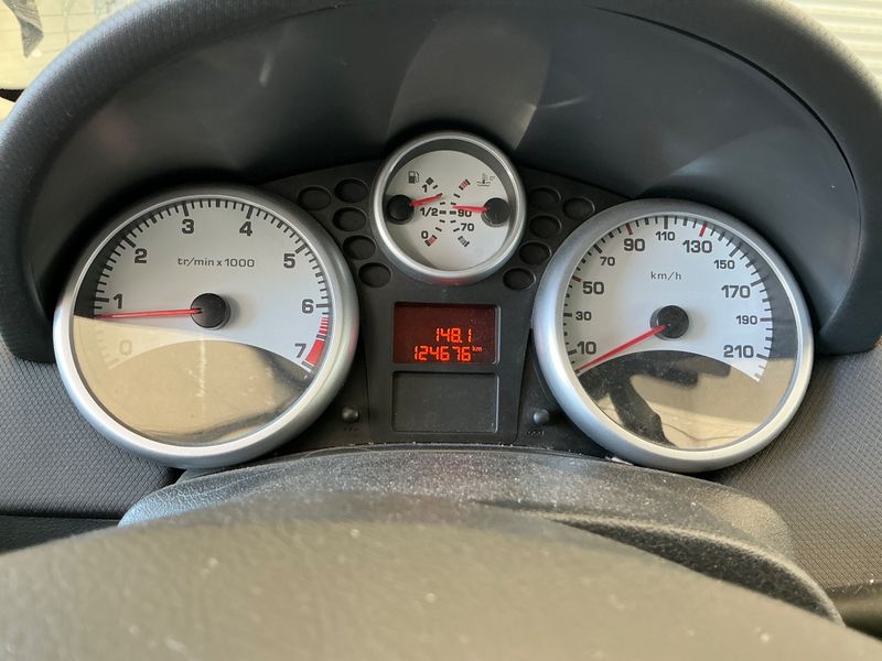 Peugeot 207 1.4 VTi Urban Move 2009 – снимка 4