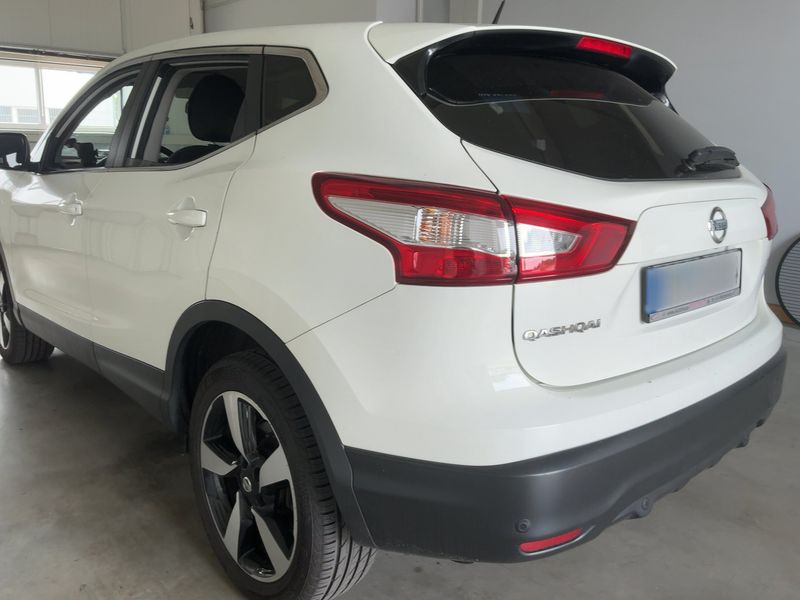 Nissan Qashqai 1.2 N-Connecta 2017 – снимка 6