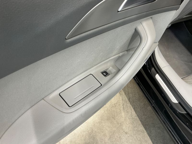 Audi A6 3.0 V6 TDI quattro 2012 – снимка 36